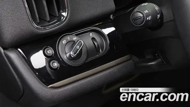 Mini Cooper Countryman 2024 — ფოტო 13/20