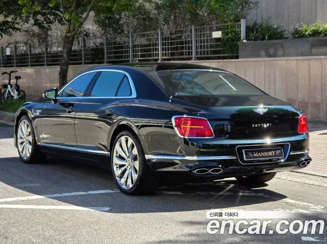 Bentley Flying Spur 2021 — ფოტო 1/20