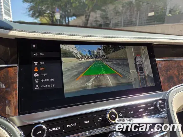 Bentley Flying Spur 2021 — ფოტო 20/20