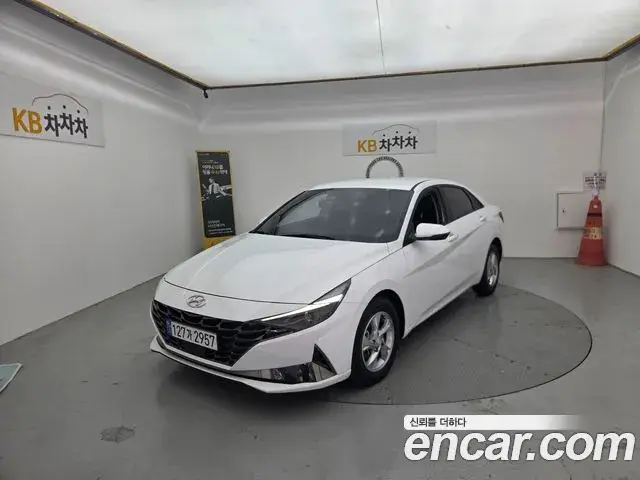 Hyundai Avante 2022 — Фото 1/20