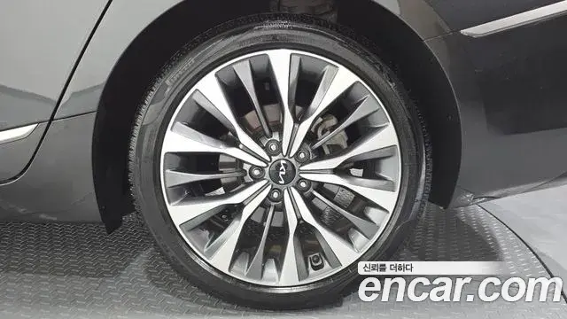 Kia K8 2021 — Şəkil 29/39
