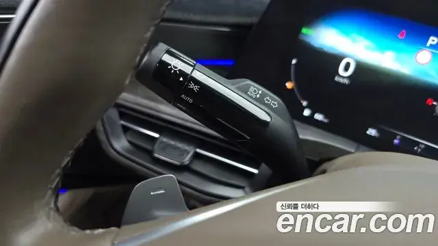 Kia K8 2021 — Şəkil 38/39
