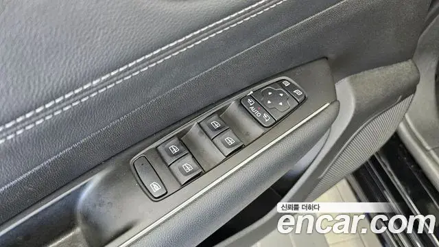 Renault Samsung SM6 2023 — ფოტო 24/31