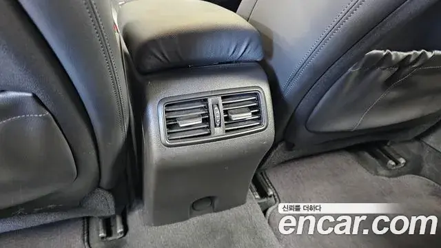 Renault Samsung SM6 2023 — ფოტო 11/31