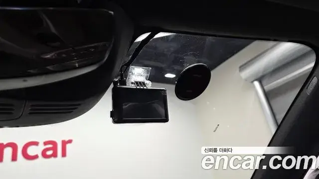Volvo XC40 2018 — Şəkil 3/31