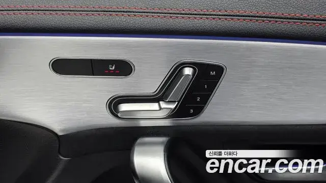 Mercedes-Benz CLA-Class 2020 — Фото 18/20