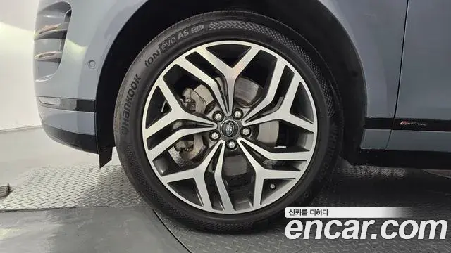 Land Rover Range Rover Evoque 2019 — Фото 5/20