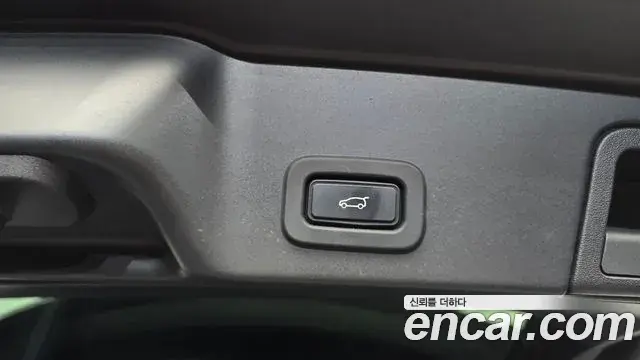 Land Rover Range Rover Evoque 2019 — Фото 19/20