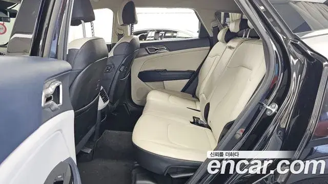 Kia Sportage 2023 — Şəkil 14/34