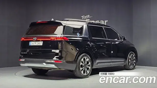 Kia Carnival 2021 — Фото 2/20