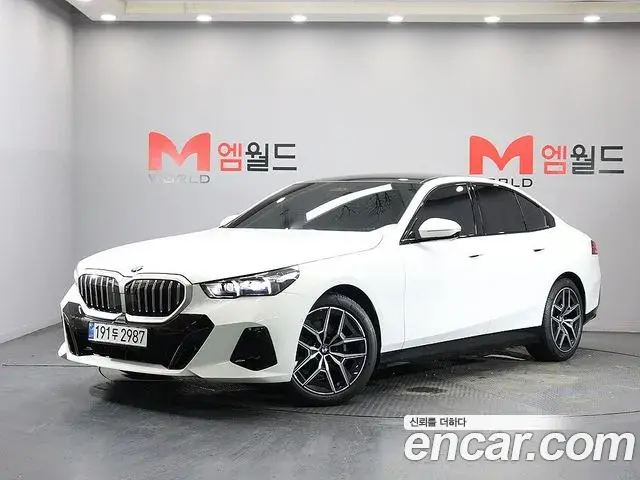 BMW 5 Series 2026 — Photo 9/19