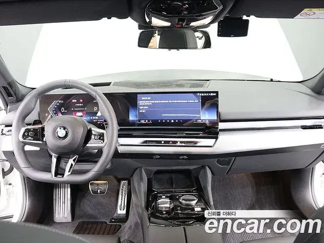BMW 5 Series 2026 — Photo 12/19