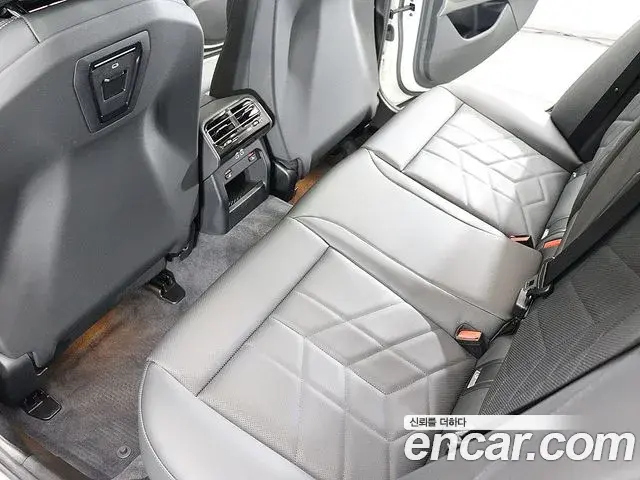 BMW 5 Series 2026 — Photo 14/19