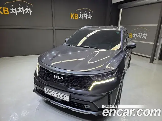 Kia Sorento 2023 — Фото 2/20