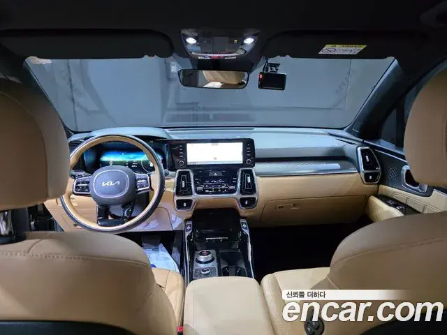 Kia Sorento 2023 — Фото 16/20