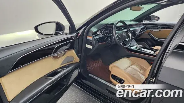 Audi A8 2020 — Photo 10/20