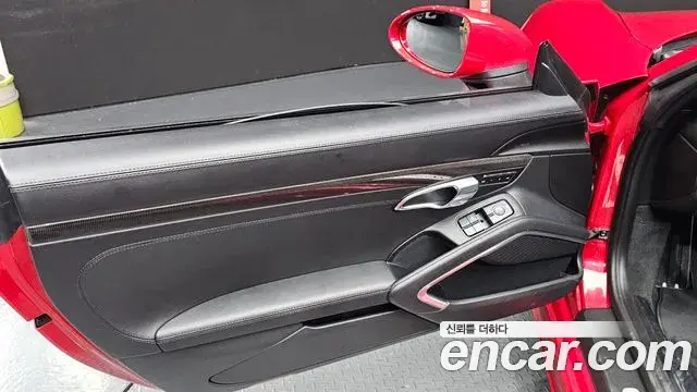 Porsche 718 Boxster 2018 — Photo 9/33