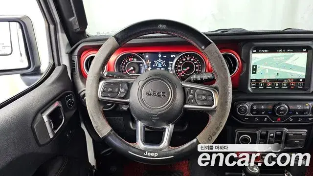 Jeep Wrangler 2019 — Фото 13/20