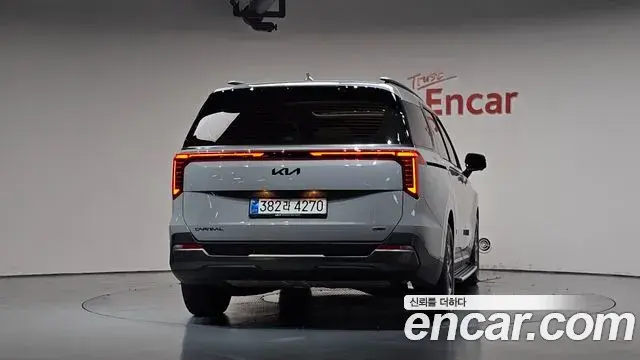 Kia Carnival 2025 — Şəkil 4/20