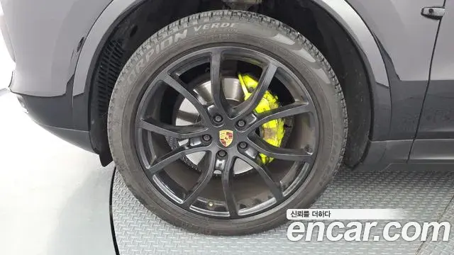 Porsche Cayenne 2020 — Şəkil 5/20