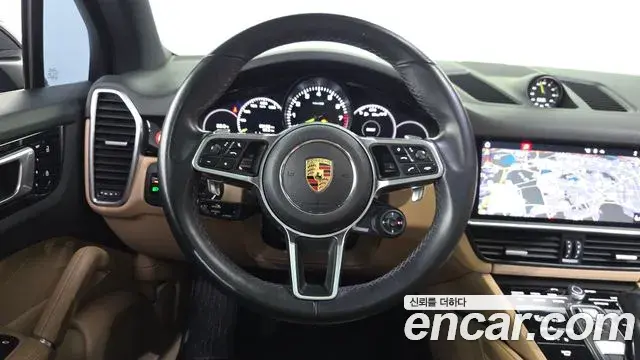 Porsche Cayenne 2020 — Şəkil 14/20