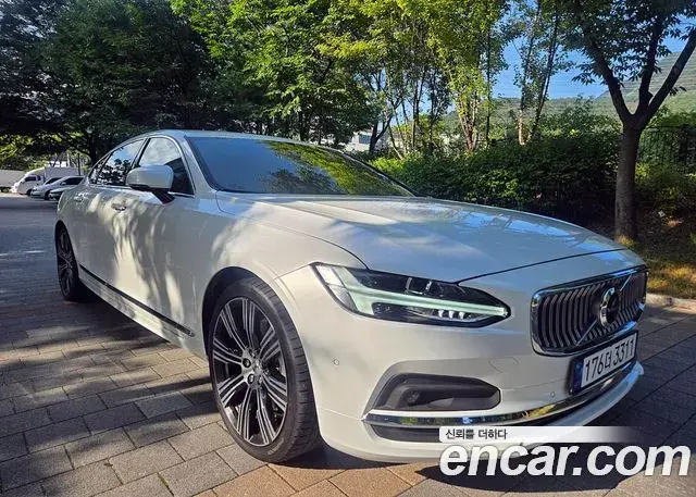 Volvo S90 2022 — Фото 9/20