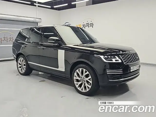 Land Rover Range Rover 2018 — Фото 3/20