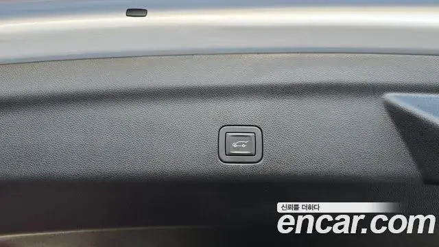 Cadillac Escalade 2025 — Photo 7/33