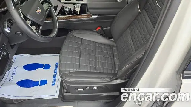 Cadillac Escalade 2025 — Photo 28/33