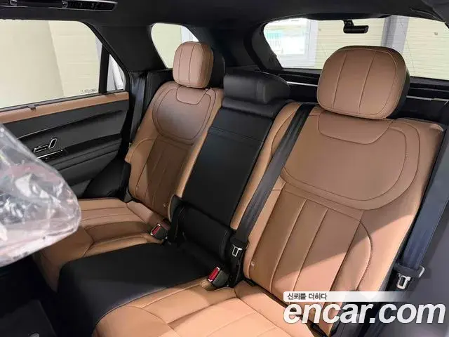 Land Rover Range Rover Sport 2026 — Фото 14/14