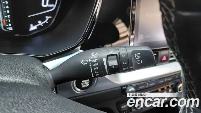 Kia Niro 2021 — Фото 20/20
