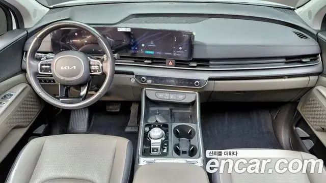 Kia Carnival 2024 — Photo 8/30