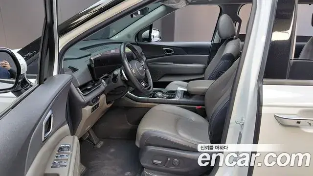 Kia Carnival 2024 — Photo 26/30