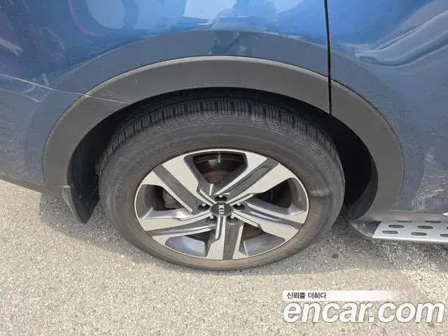 Kia Sorento 2020 — Фото 18/18