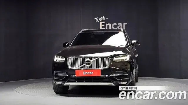 Volvo XC90 2018 — Фото 3/20