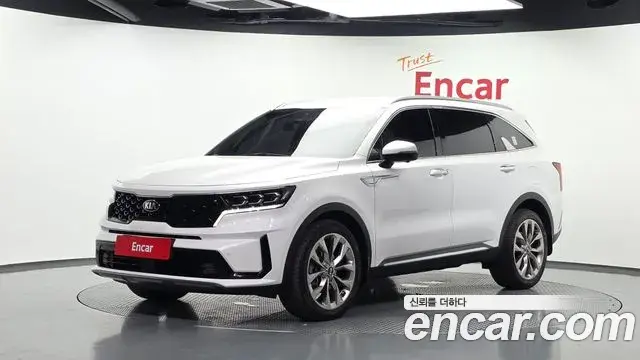 Kia Sorento 2021 — Фото 1/20