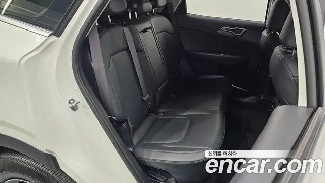 Kia Sportage 2025 — Фото 11/20