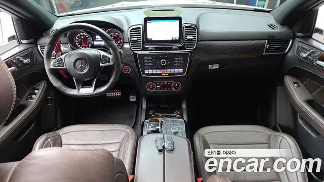 Mercedes-Benz GLE-Class 2019 — Фото 7/20