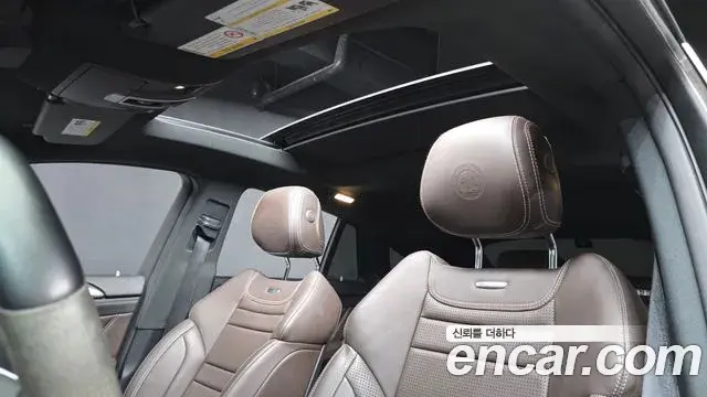 Mercedes-Benz GLE-Class 2019 — Фото 17/20