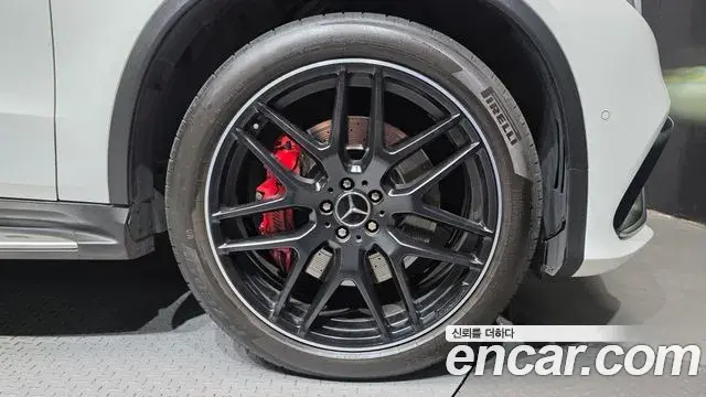 Mercedes-Benz GLE-Class 2019 — Şəkil 8/33