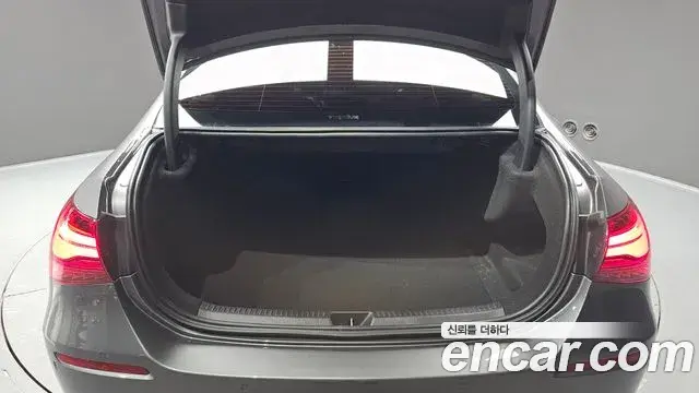 Mercedes-Benz A-Class 2025 — Фото 20/20