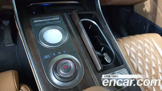 Genesis GV80 2020 — Photo 9/20