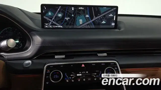 Genesis GV80 2020 — Photo 12/20