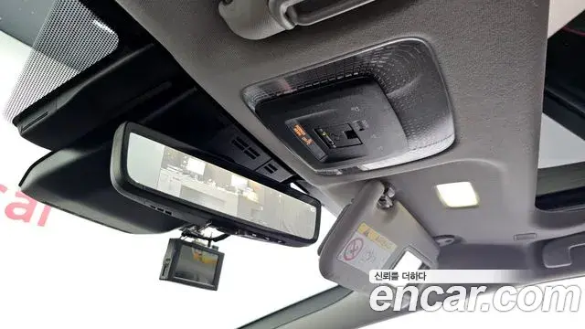 Toyota Prius 2024 — Şəkil 26/30