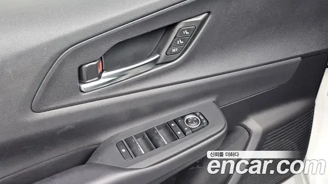 Toyota Prius 2024 — Şəkil 4/30