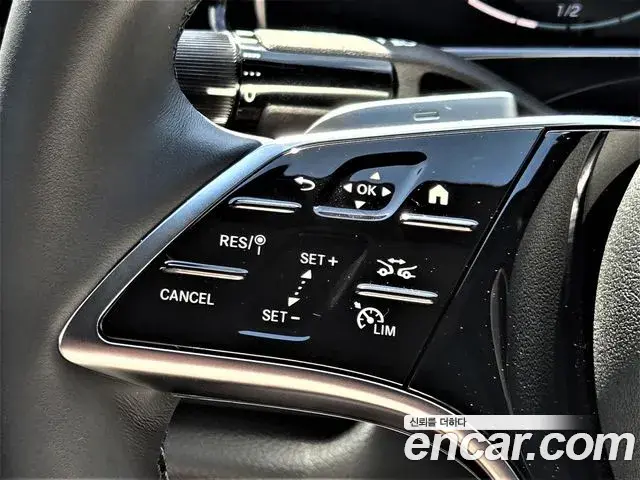 Mercedes-Benz E-Class 2026 — Photo 13/20