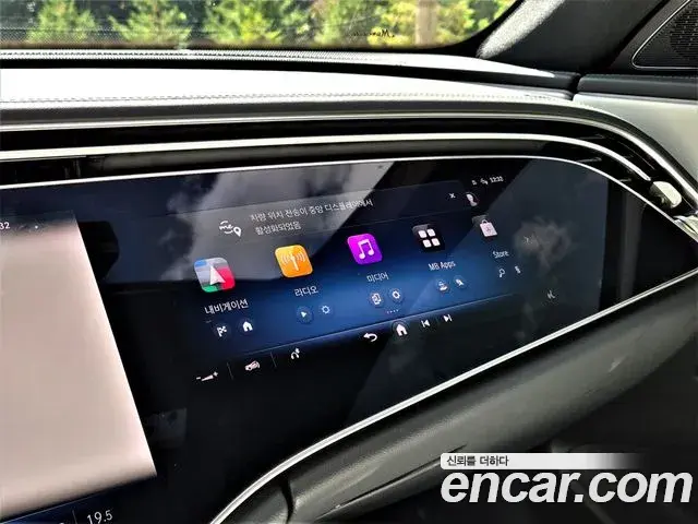 Mercedes-Benz E-Class 2026 — Photo 16/20