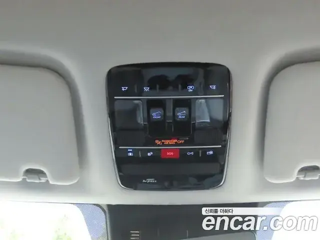 Hyundai Santa Fe 2025 — Фото 19/20