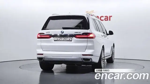 BMW X7 2020 — Фото 4/20