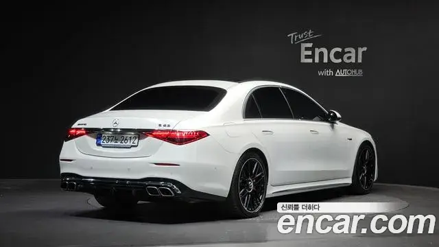 Mercedes-Benz S-Class 2024 — Фото 1/20